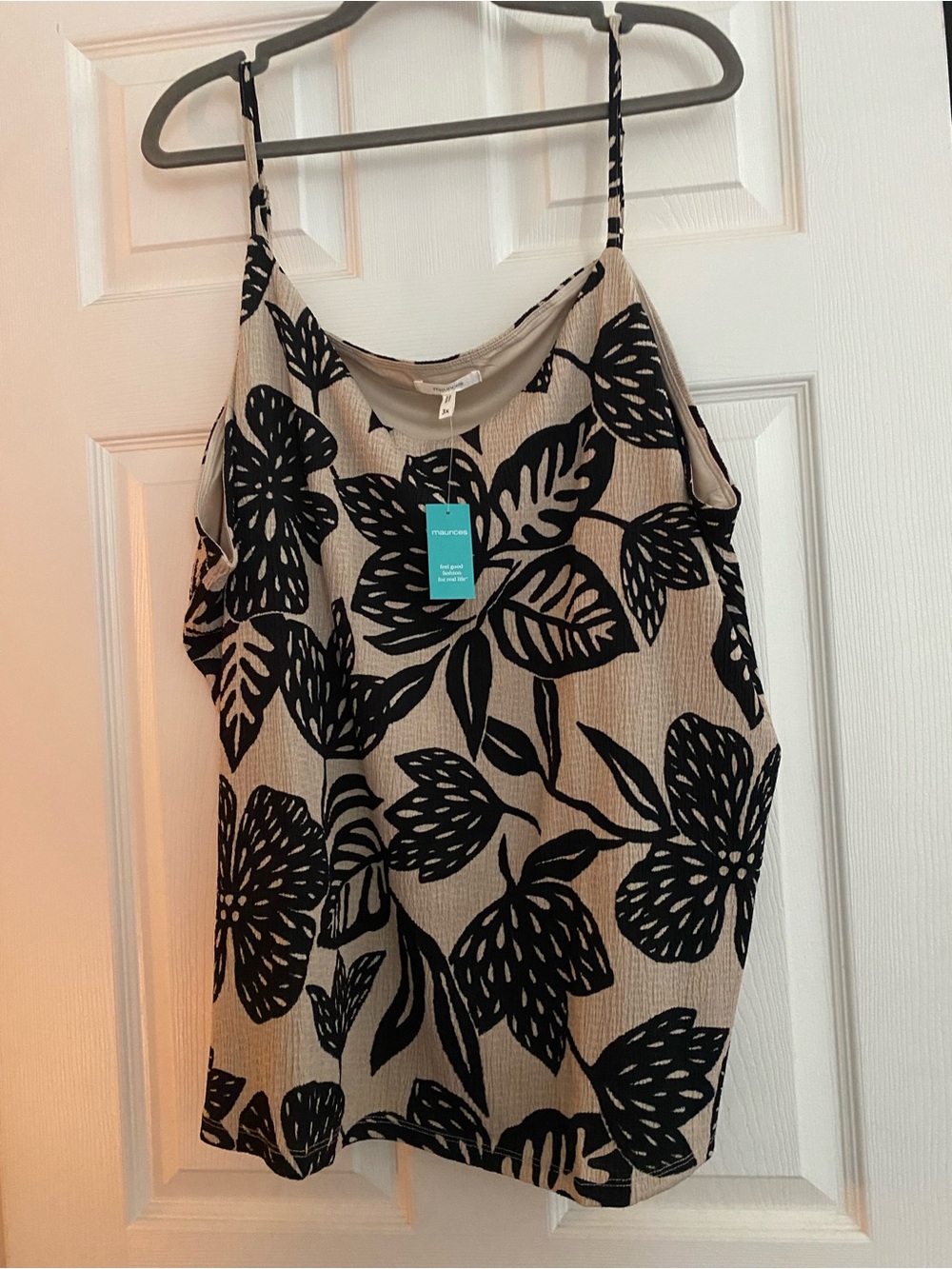 NWT- Maurices Beige Cami with Bold Black Floral Print-3X